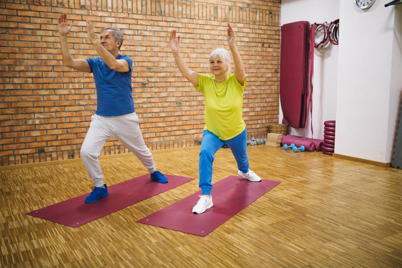 פעילות גופנית לקשישים - פילאטיס יום ב' 09:15